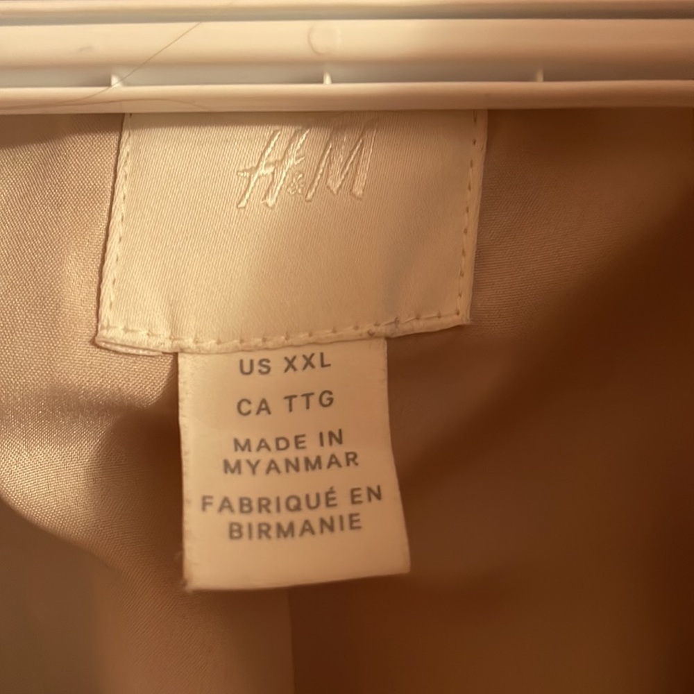 White Shacket - image 3